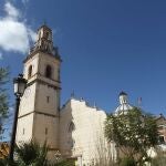 Fachada del campanario de Chella, donde se rinde homenaje a San Fumat en las fiestas