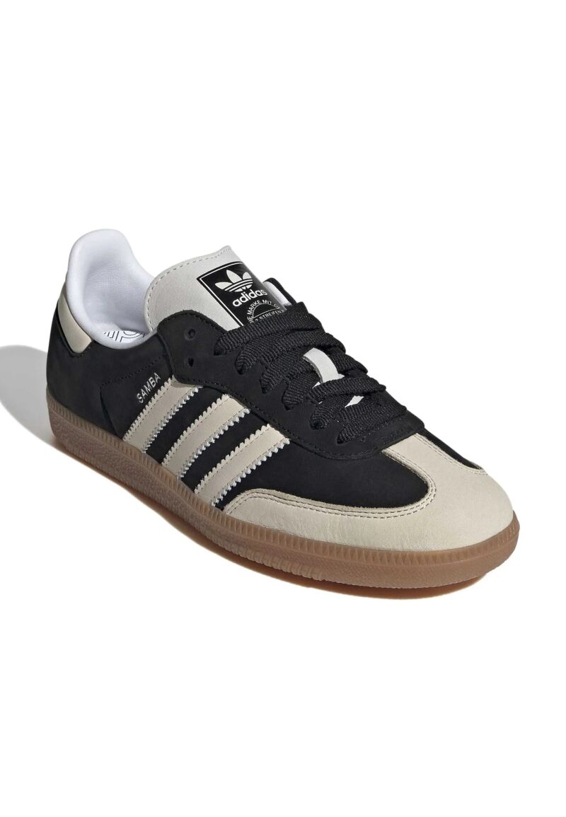 Zapatillas 'Adidas Samba'.