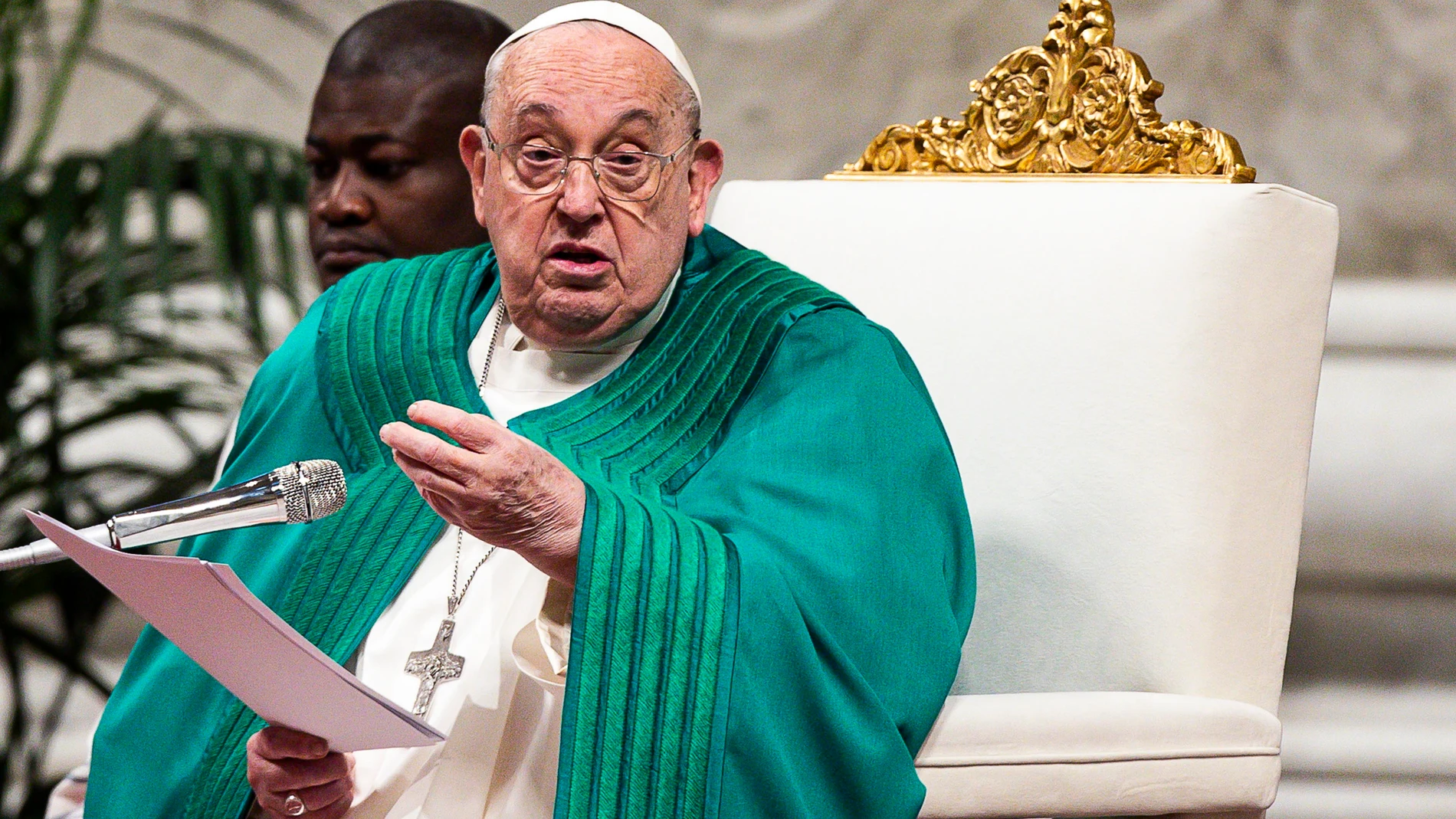 Vatican City (Vatican City State (holy See)), 26/01/2025.- Pope Francis presides over Holy Mass for the Sunday of the Word of God and the Jubilee of the World of Communications in Saint Peter's Basilica, Vatican City, 26 January 2025. (Papa) EFE/EPA/ANGELO CARCONI