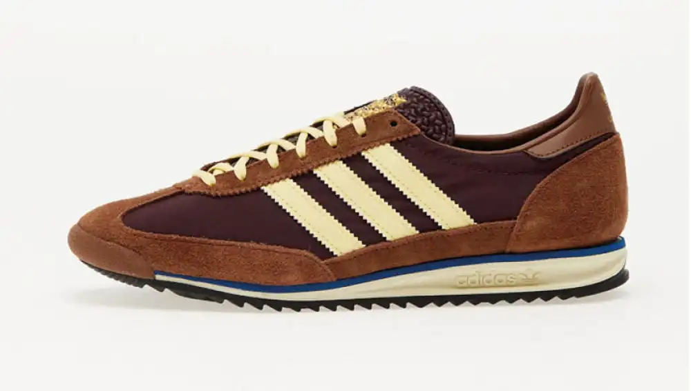 Zapatillas 'Adidas SL72'.