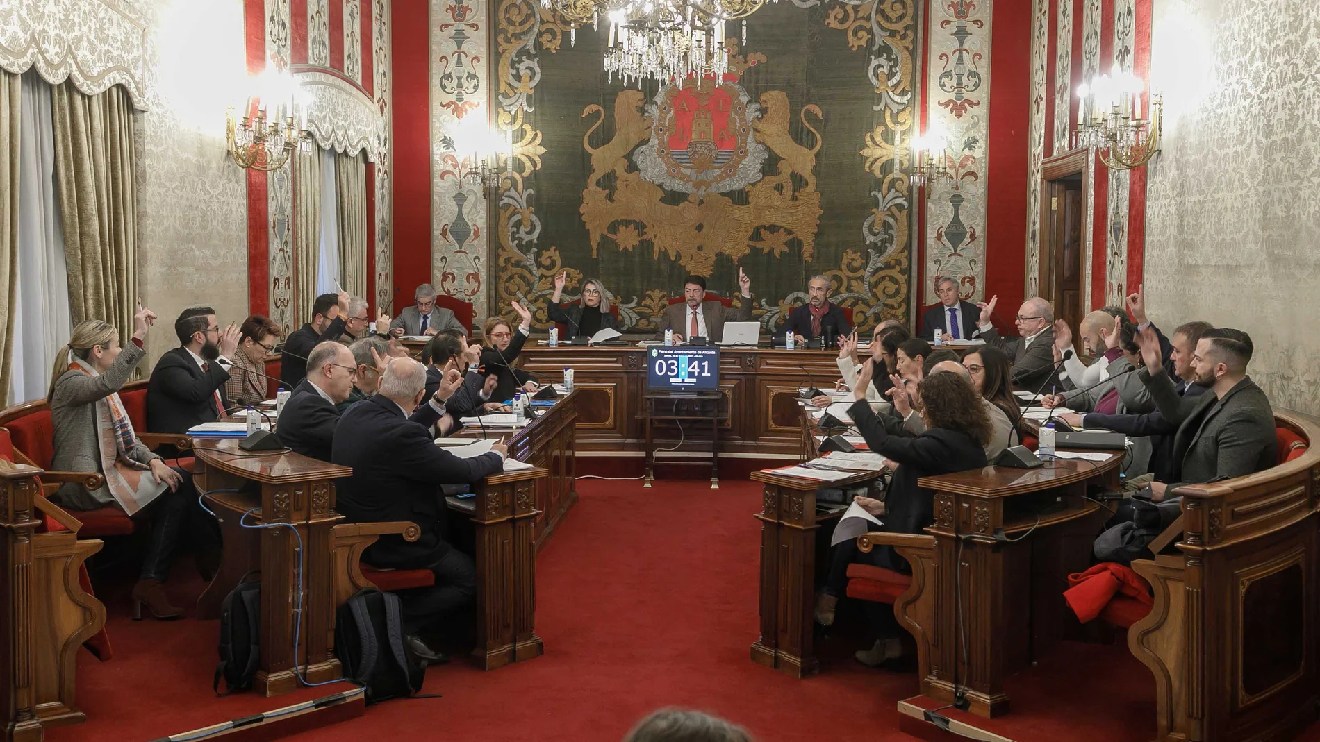 Imagen de archivo del pleno del Ayuntamiento de Alicante