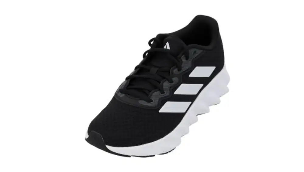 Switch Move Running Shoes