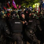 Manifestación de miembros de la Antiga Massana de Barcelona por el desalojo de hoy