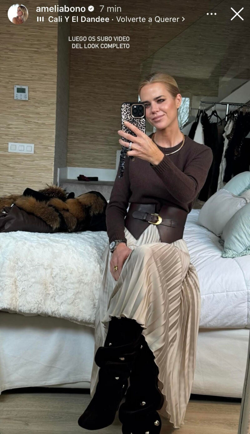 El look de Amelia Bono.