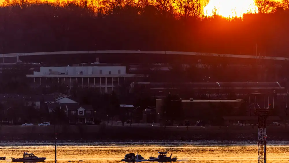 Search efforts after passenger jet collided with military helicopter in Washington DC
