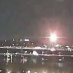 Accidente de avión entre un helicóptero militar y un avión de pasajeros en Estados Unidos