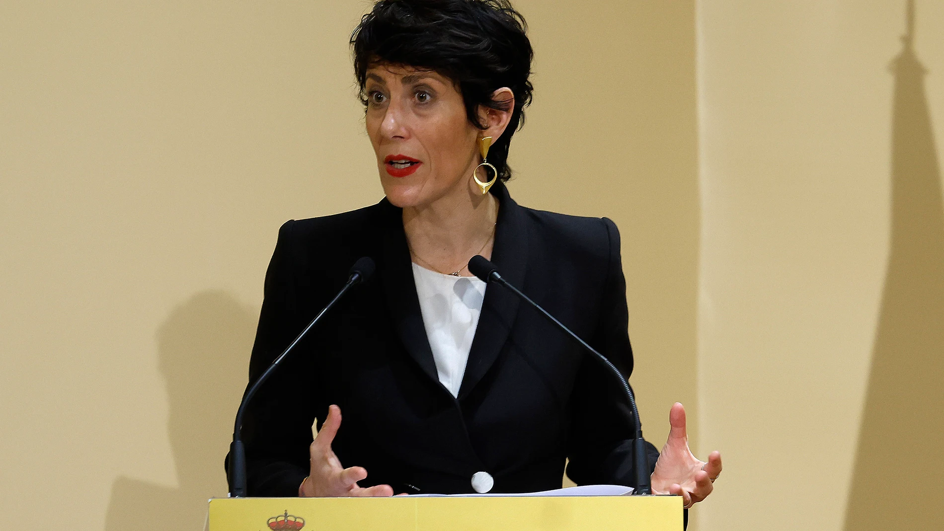 MADRID (ESPAÑA), 30/01/2025.- La ministra de Inclusión, Seguridad Social y Migraciones, Elma Saiz, clausura este jueves en Madrid el acto de presentación de la radiografía de la migración en el mercado laboral y su contribución al crecimiento económico. EFE/JP Gandul