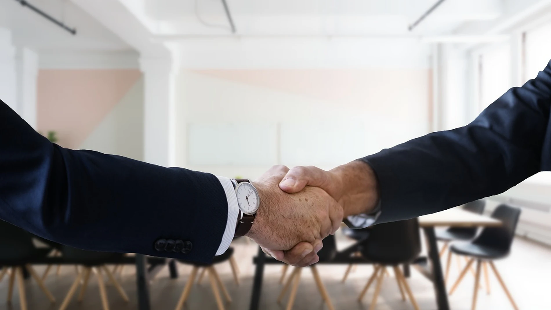 Las 8 cosas que debes tener en cuenta de una oferta de empleo: si no aparecen, no consideres el trabajo