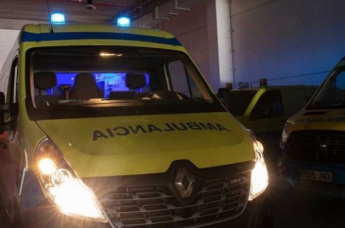 Imagen de archivo de una ambulancia en Galicia. 