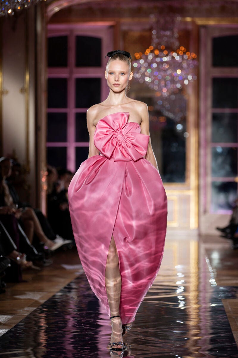 Desfile de Zuhair Murad en la Semana de la Moda de la Alta Costura de París.