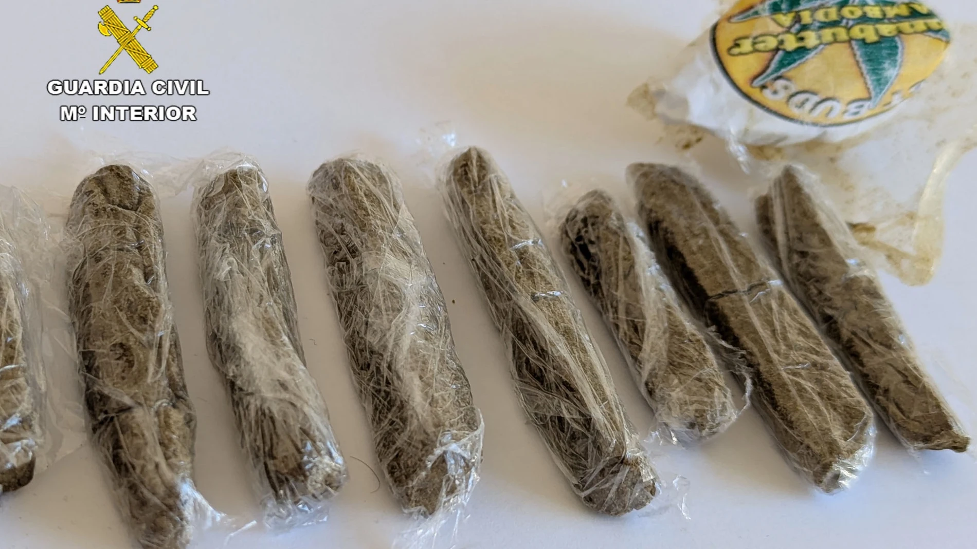 Las 11 piezas resultaron contener un total de 40 gramos de hachís