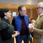 El secretario general de Ciudadanos, Carlos Pérez-Nievas, y la coordinadora del partido en Castilla y León, Gemma Villarroel, celebran un encuentro con afiliados y simpatizantes de la formación.