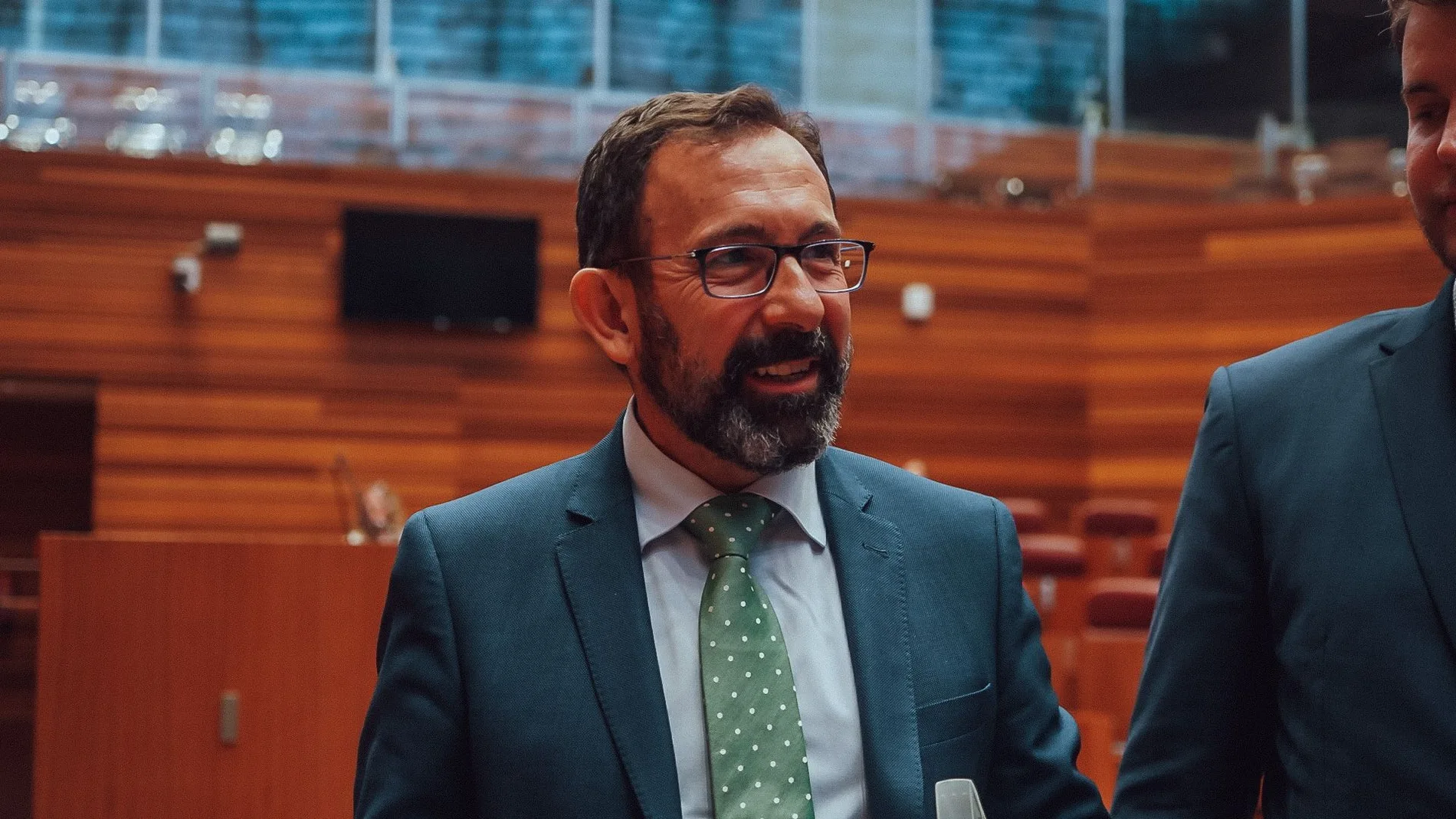 Uno de los procuradores expulsados, Javier Teira