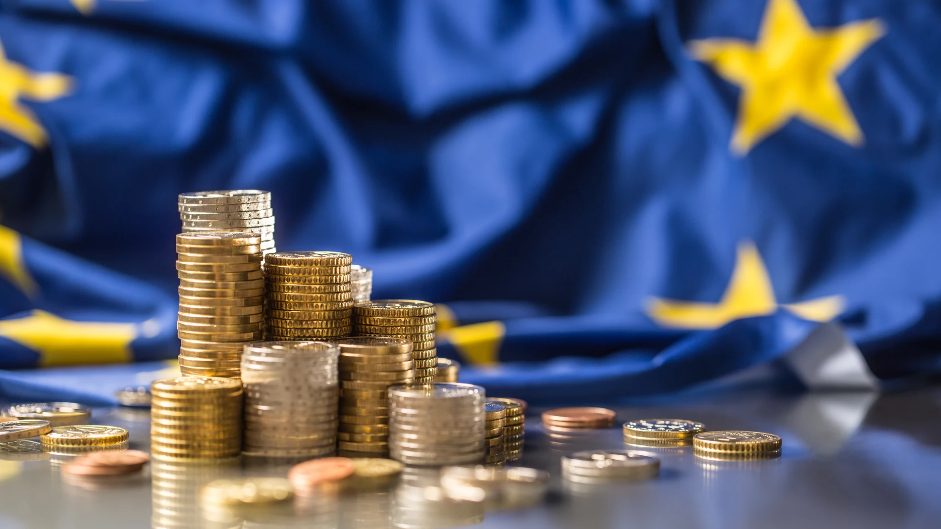El euro es la moneda oficial de los países de la Unión Europea como España, aunque hay algunas naciones que tienen divisa propia dentro del grupo de los 27