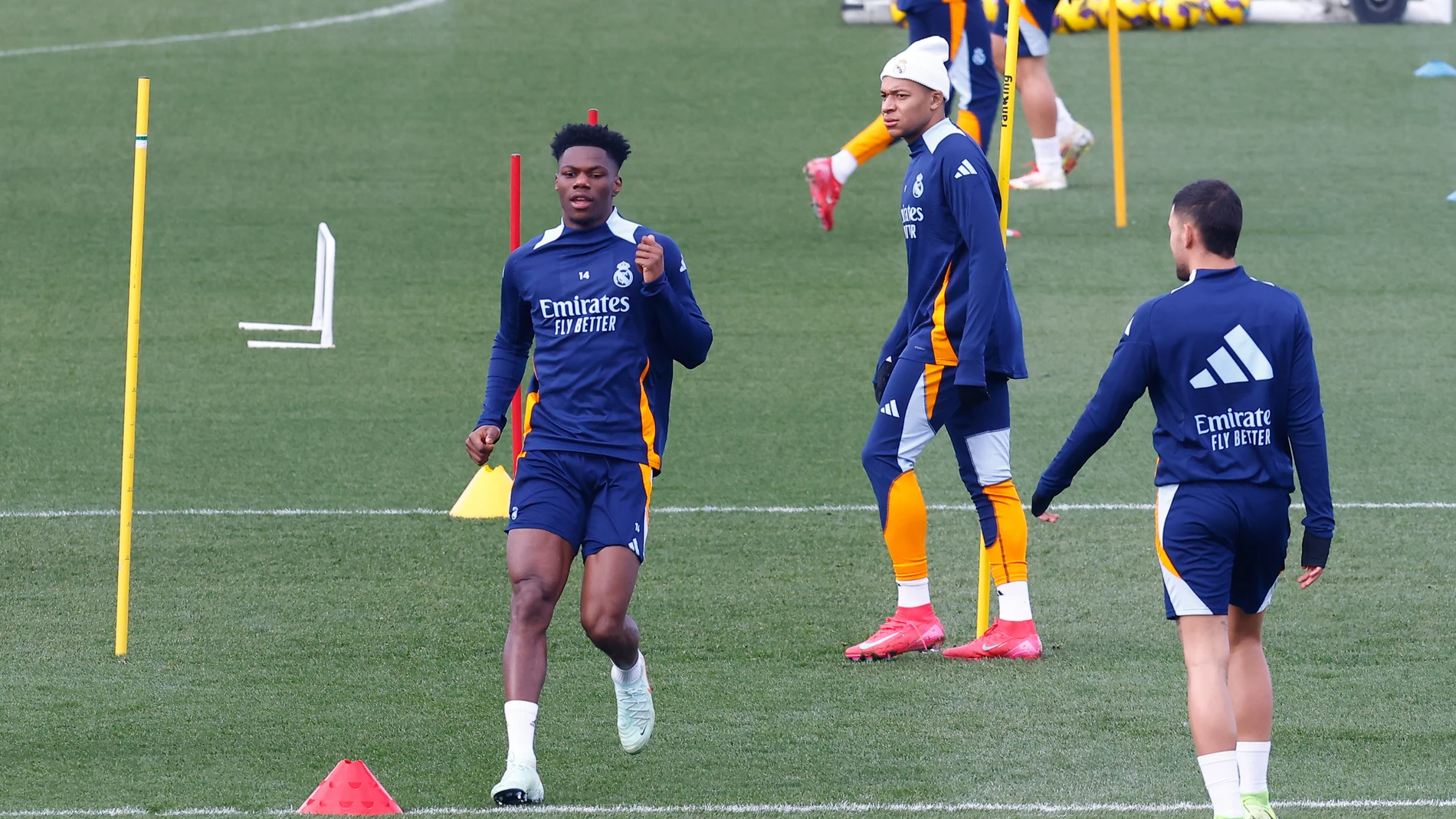 Aurelien Tchouameni of Real Madrid warms up during the training day of Real Madrid ahead the Spanish League, LaLiga EA Sports, football match against Atletico de Madrid at Ciudad Deportiva Real Madrid on February 7, 2025, in Valdebebas, Madrid, Spain. AFP7 07/02/2025 ONLY FOR USE IN SPAIN