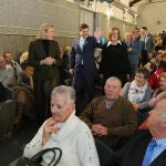 Mañueco llega a la presentación del "Carné de los 60" en Palencia junto a Isabel Blanco y Ángeles Armisén