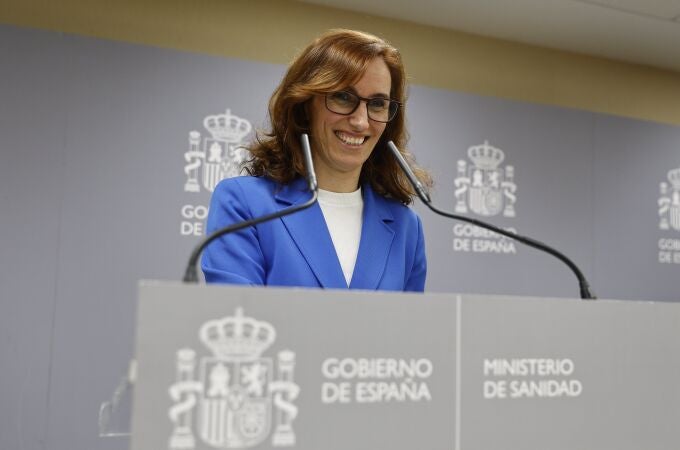 La ministra de Sanidad, Mónica García, comparece en rueda de prensa 