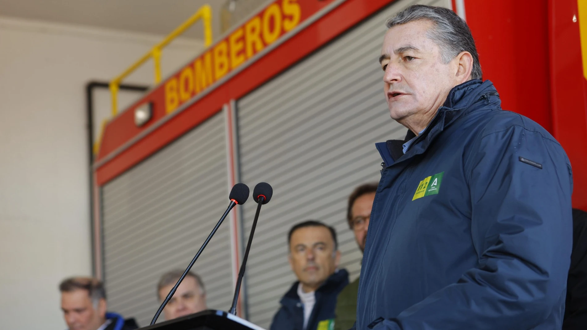 Antonio Sanz, en las instalaciones de bomberos de Sierra Nevada