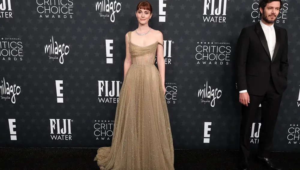 Leighton Meester en los Critics Choice Awards 2025.