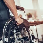 Persona en silla de ruedas