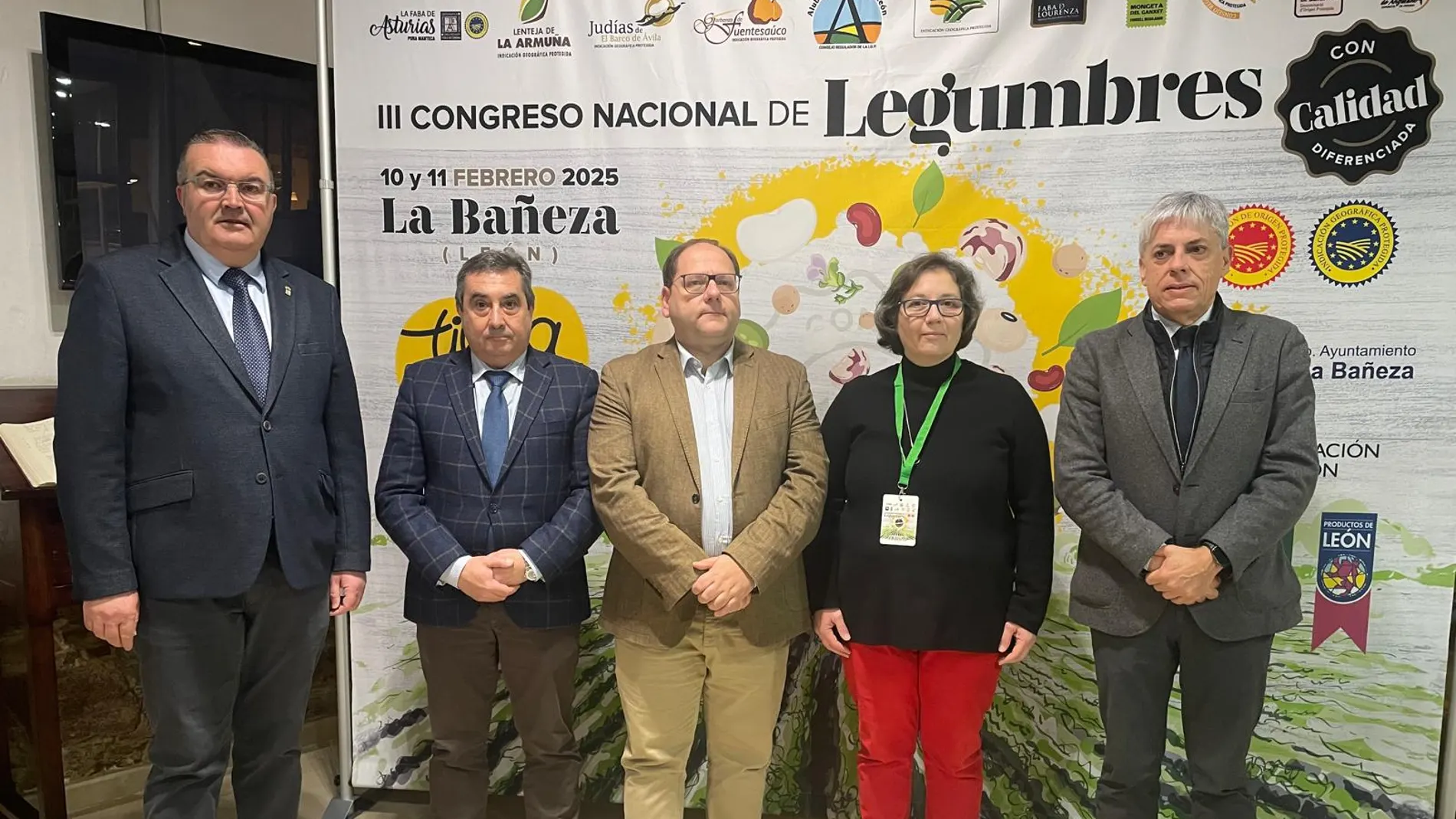 Participantes en el Congreso Nacional de Legumbres que tiene lugar en La Bañeza
