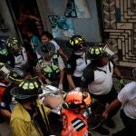 Aumentan a 51 los muertos en accidente de un autobús que cayó por un puente en Guatemala