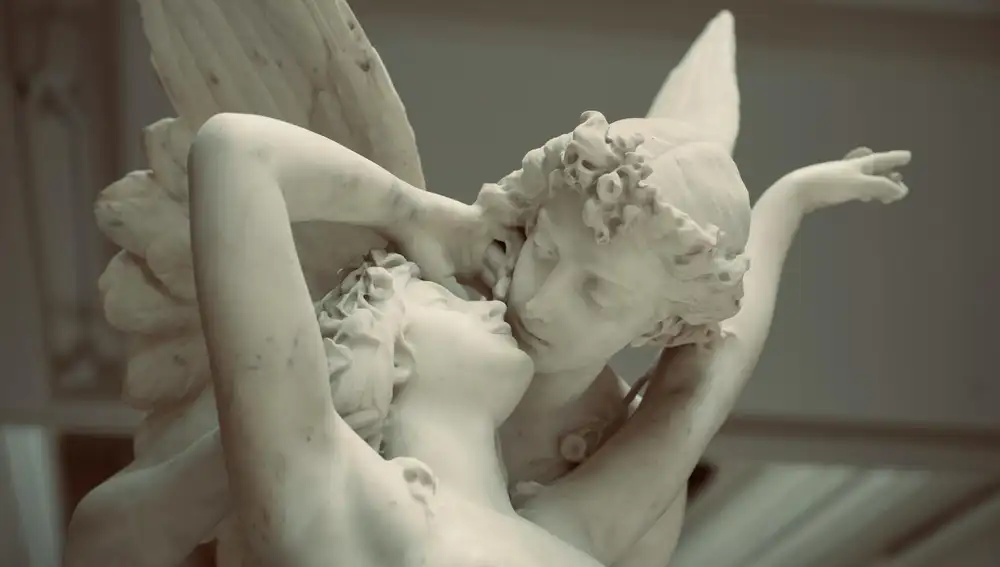 Estatua enamorados