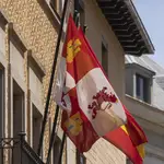 España tuvo una gran influencia en la historia de las ciudades de Estados Unidos. Imagen de archivo de bandera de Castilla y León