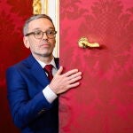 El líder ultraderechista, Herbert Kickl, tras renunciar ante el presidente austriaco, Alexander Van der Bellen, a formar Gobierno