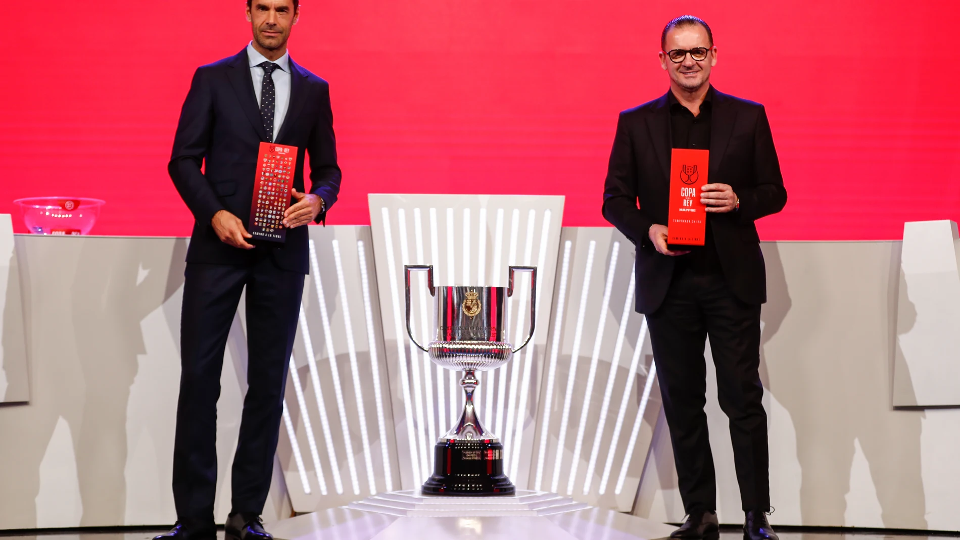 Xabi Prieto, former player of Real Sociedad and Pedja Mijatovic, former player of Real Madrid pose for photo during Copa del Rey draw at the Ciudad del Futbol on February 12, 2025 in Madrid, Spain. AFP7 12/02/2025 ONLY FOR USE IN SPAIN