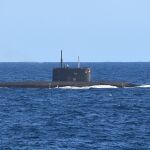Imagen de archivo de un submarino ruso vigilado en aguas del Estrecho de Gibraltar