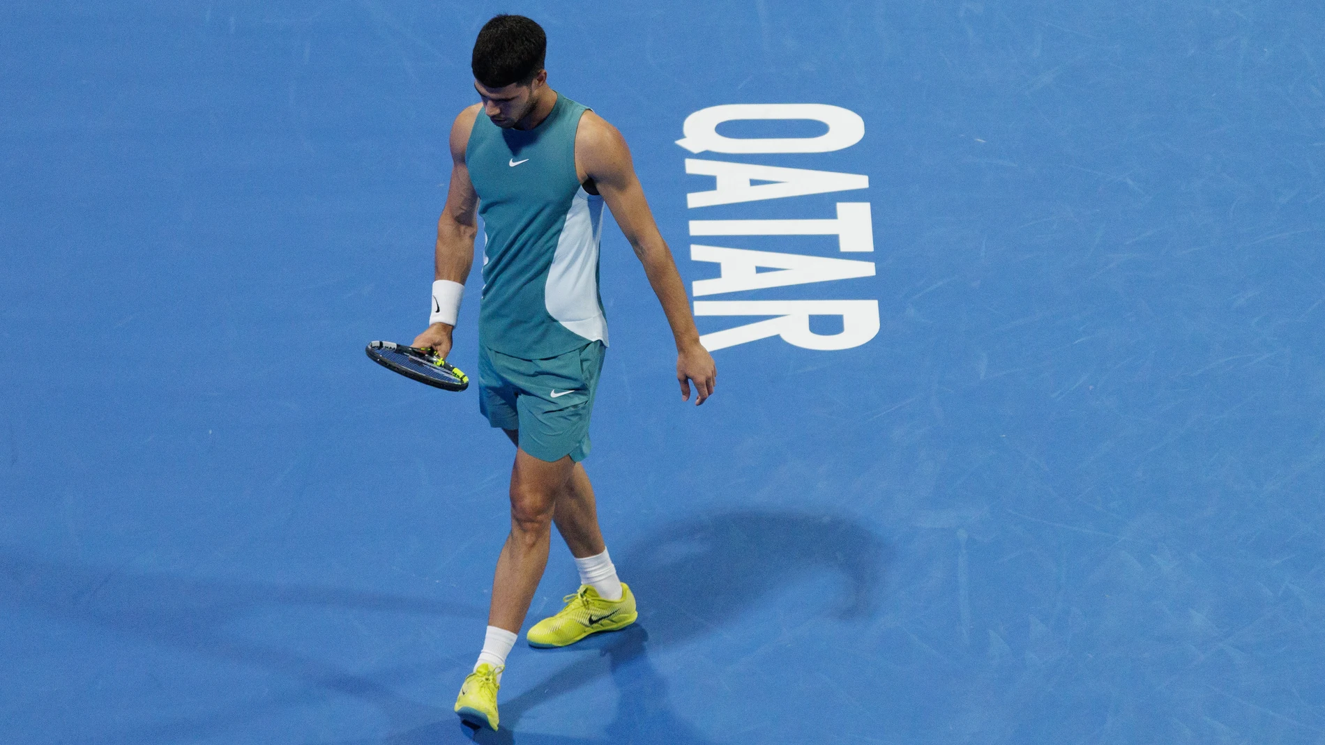 Alcaraz, durante su partido en cuartos de Doha ante Lehecka