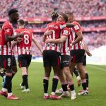 AMP.- Fútbol/Primera.- (Crónica) El Athletic arrasa al Valladolid en el redebut de Álvaro Rubio