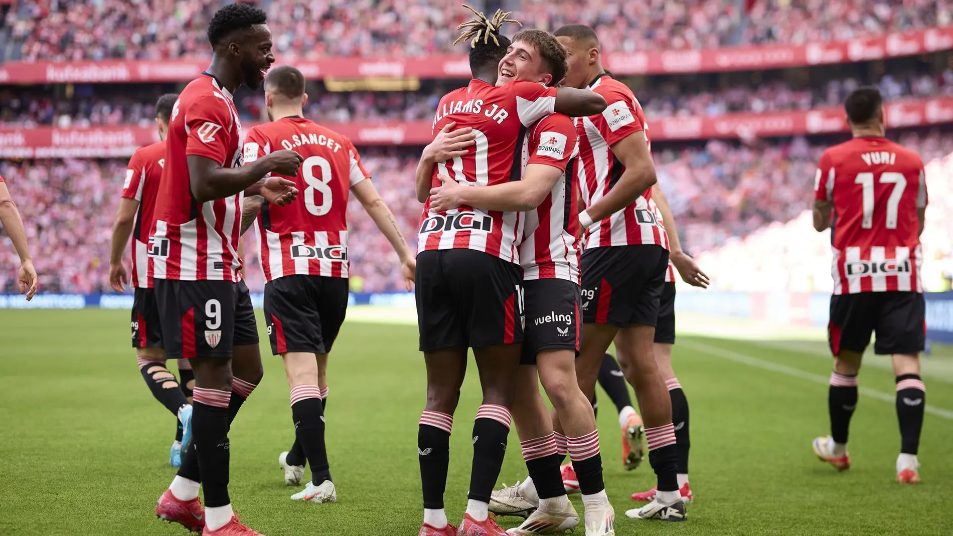 AMP.- Fútbol/Primera.- (Crónica) El Athletic arrasa al Valladolid en el redebut de Álvaro Rubio