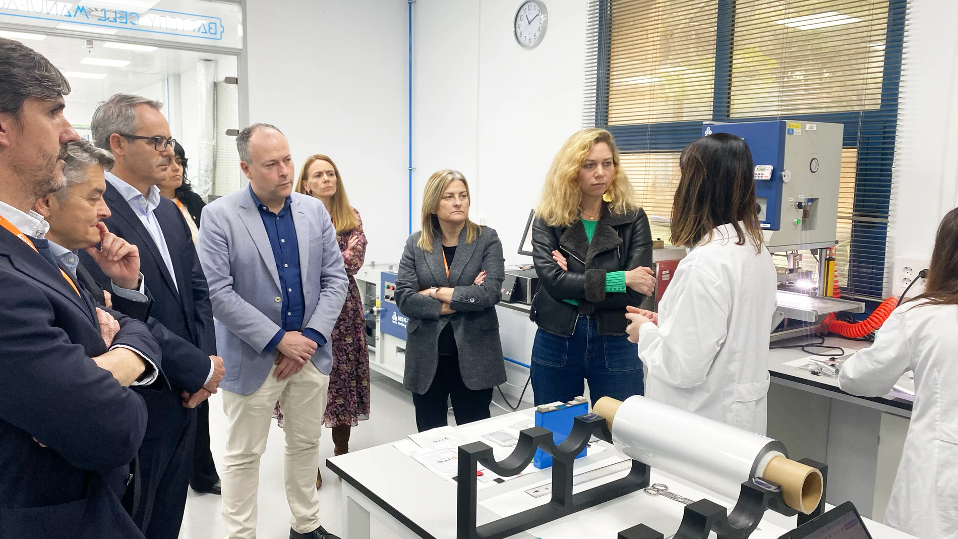 Visita a ITE de la directora general del Ministerio de Ciencia, junto al presidente de Redit, Fernando Saludes