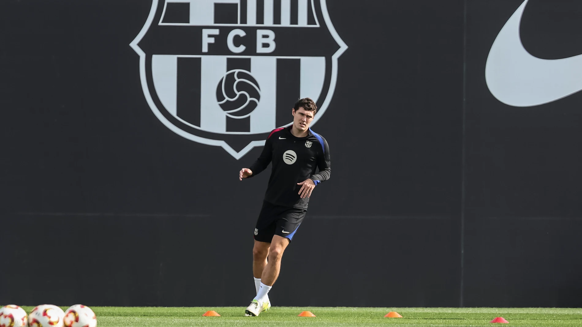 Andreas Christensen during the training day of FC Barcelona ahead the Spanish Cup, Copa del Rey football match against Atletico de Madrid at Ciudad Esportiva Joan Gamper on February 24, 2025 in Sant Joan Despi, Barcelona, Spain. AFP7 24/02/2025 ONLY FOR USE IN SPAIN