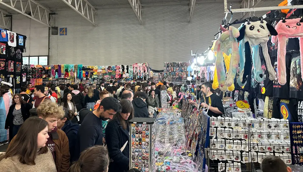 Salón del Cómica y el Manga durante la pasada edición, repleta de gente
