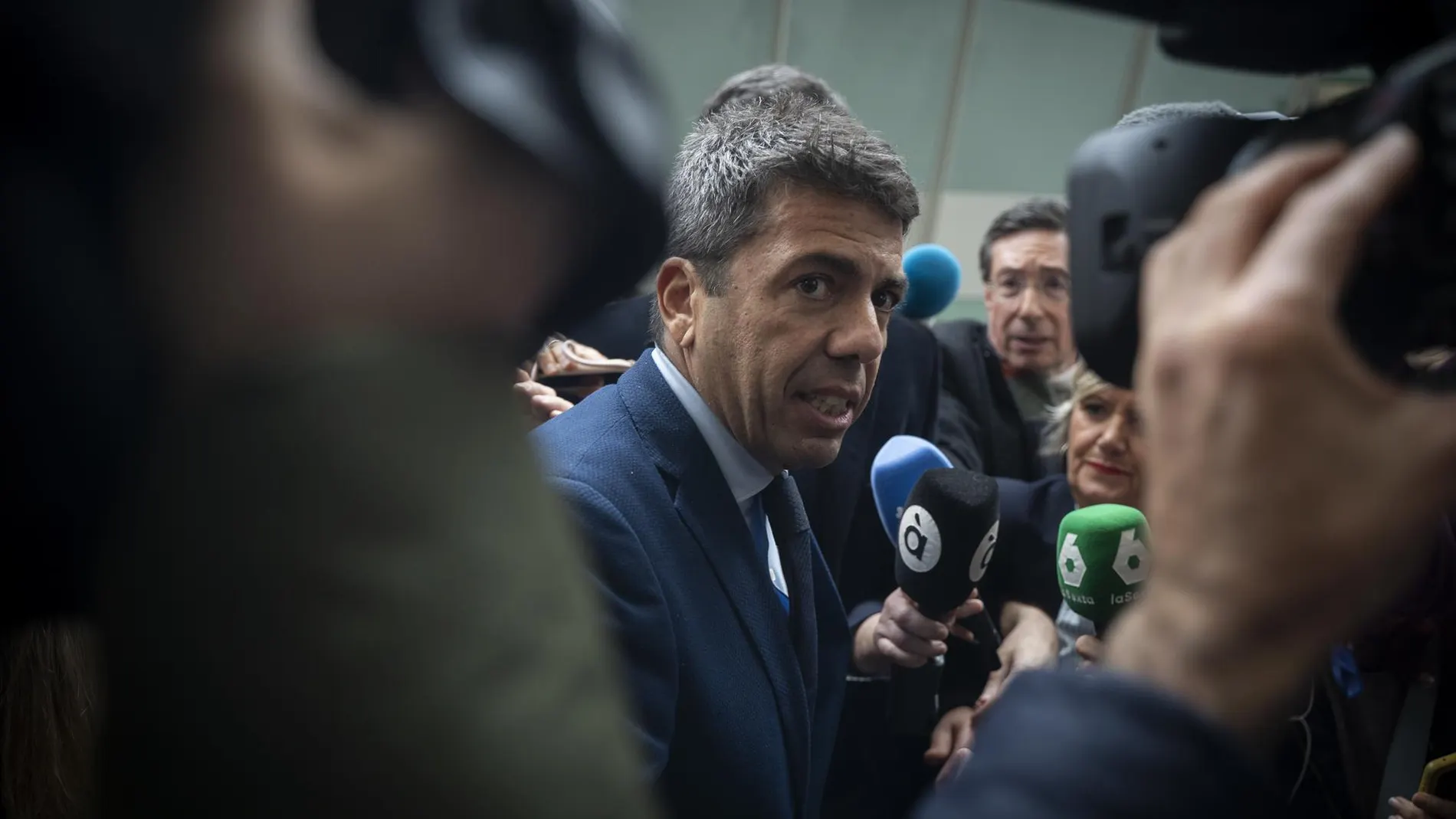 Podemos pide a la jueza que requiera a la unidad de escoltas un informe sobre los movimientos de Mazón el día de la dana