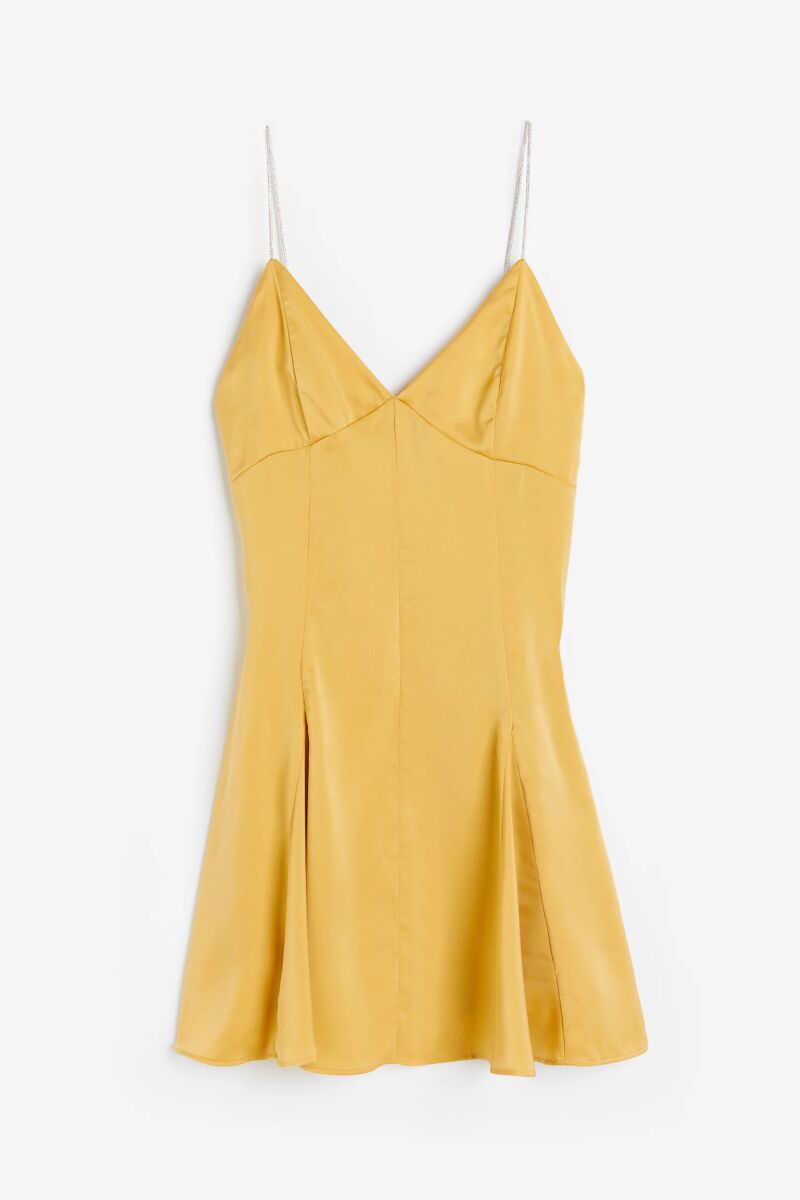 Vestido con tirantes strass.