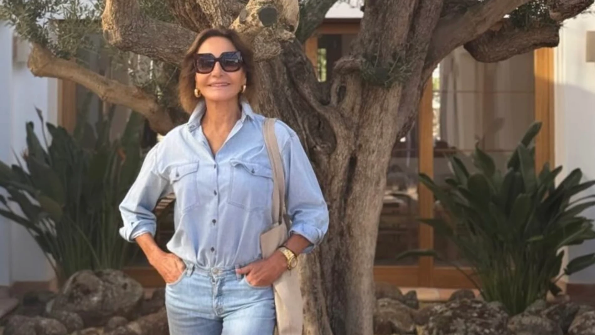 El total denim look de Naty Abascal.