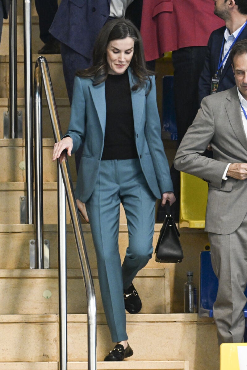 El look de la Reina Letizia en la final de la Copa de la Reina de Waterpolo.