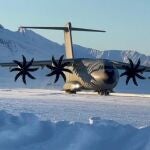 Avión A400M francés en el Ártico