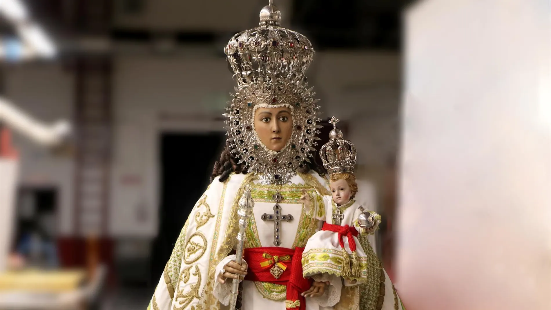 MURCIA.-AMP.- La Fuensanta comienza su bajada a Murcia con retraso por la lluvia