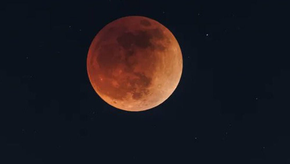 Eclipse lunar del 28 de agosto, en directo: horario, dónde verlo y última hora desde España