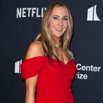 Golden Globes-Nikki Glaser