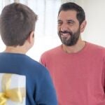 ¿Aún sin regalo del Día del Padre? 5 ideas por menos de 25 euros que llegan a tiempo