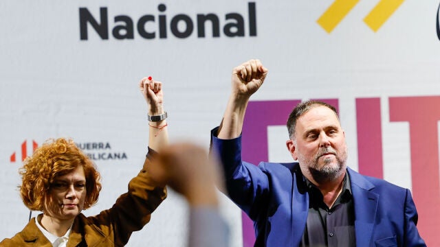 Elisenda Alamany y Oriol Junqueras, ayer, en el cierre del 30º Congreso Nacional de ERC
