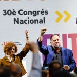 Elisenda Alamany y Oriol Junqueras, ayer, en el cierre del 30º Congreso Nacional de ERC