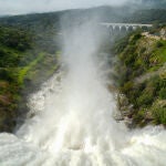 Desagüe del embalse de Melonares (Sevilla)