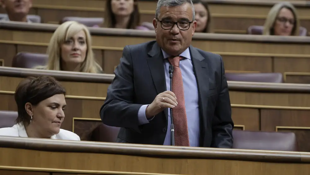 El PSOE acepta tramitar en el Congreso la ley de Junts para desalojar 'okupas' en 48 horas, aunque piensa modificarla